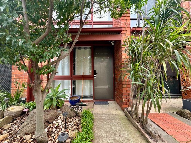 10/20 Talmage Street, VIC 3020