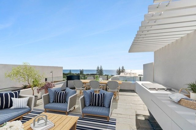 2/206 David Low Way, QLD 4573