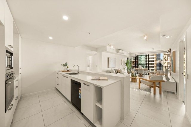 1707/27 Cordelia  Street, QLD 4101