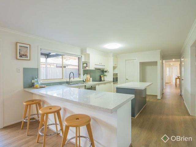 10 Jurang Way, VIC 3977