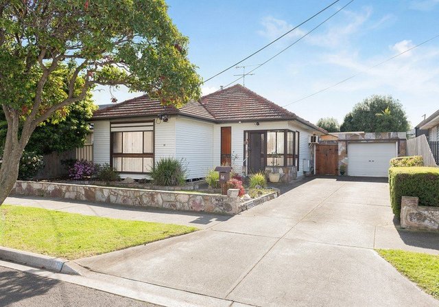16 Napoleon Street, VIC 3012