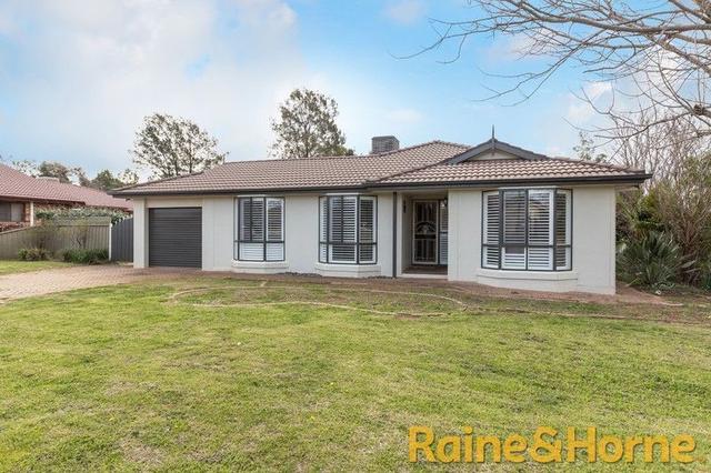 56 Cardiff Arms Avenue, NSW 2830