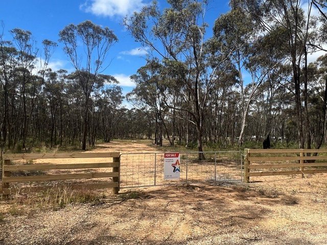 56 Calder Court, VIC 3465