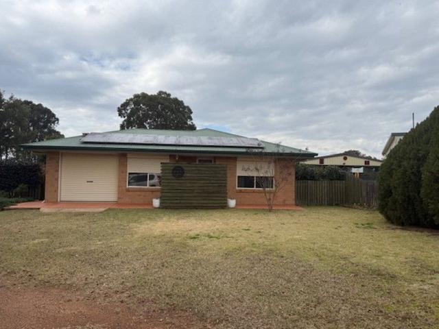 14 Hollins Court, QLD 4370