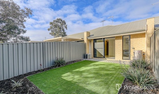 12/6 Strelitzia Avenue, WA 6058