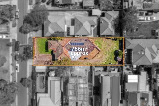 11 James Crescent, VIC 3188