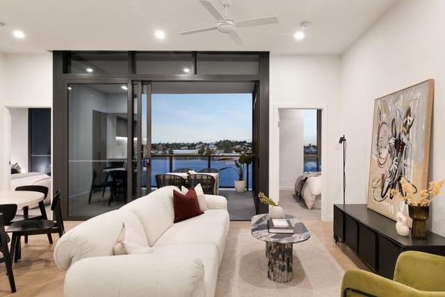 304/15 Wharf Street, QLD 4007