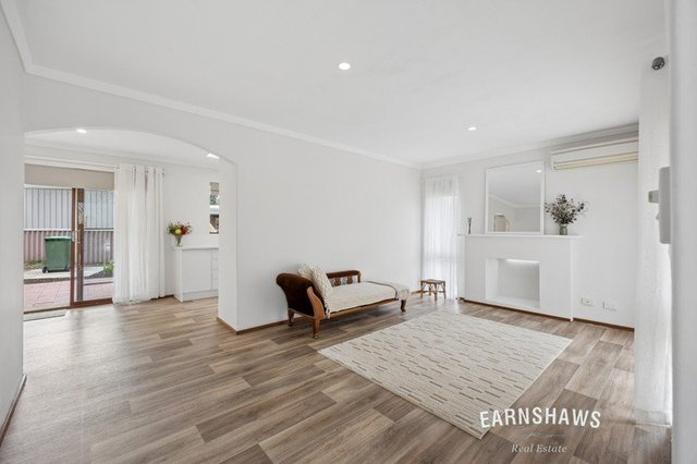 11 Railway Parade, WA 6071