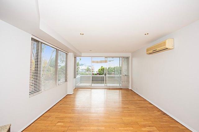 1/174 Peel Street, VIC 3181