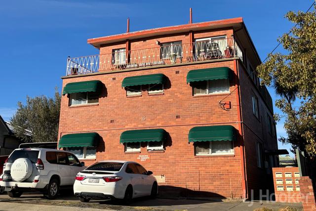 1/15 Derrima Road, NSW 2620
