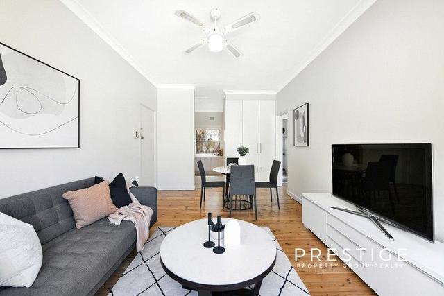 2/4 Pitt-Owen Avenue, NSW 2205