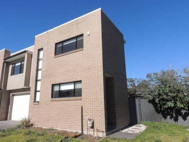 1/39 Tall Tree Drive, NSW 2745
