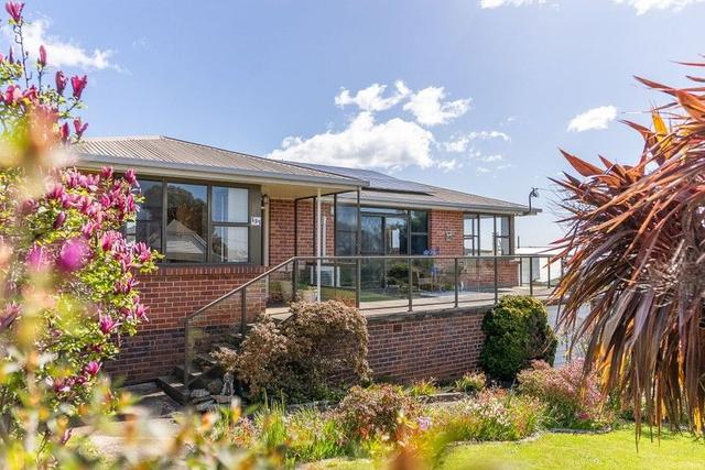 135 George Street, TAS 7260