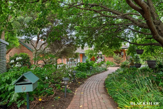 9 Lomandra Street, ACT 2602