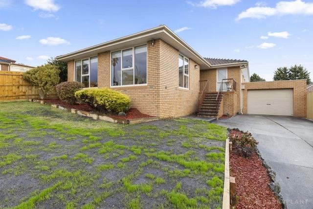 19 Chalcot Drive, VIC 3802