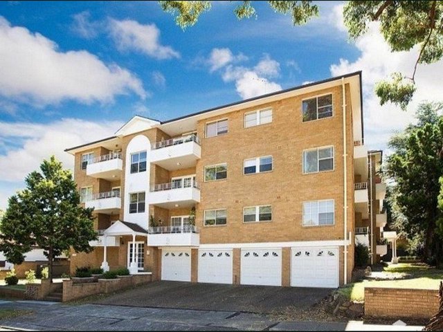 4/159 Woniora Road, NSW 2221