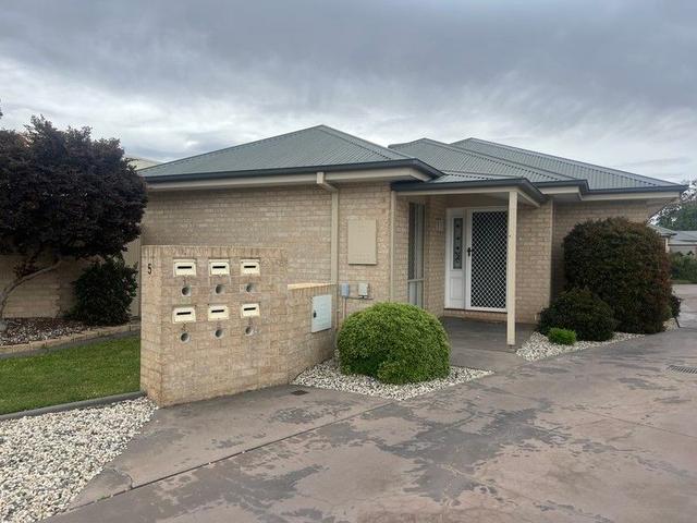 1/5 Greencastle Court, VIC 3629