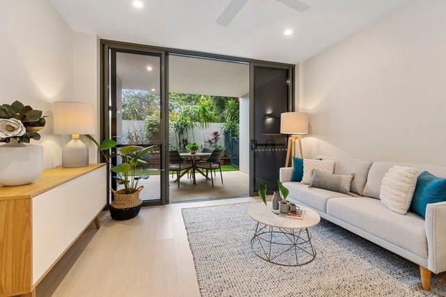 2004/7 Braddock Street, QLD 4109