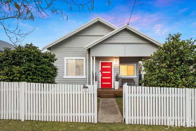 24 Sergeant Street, NSW 2325