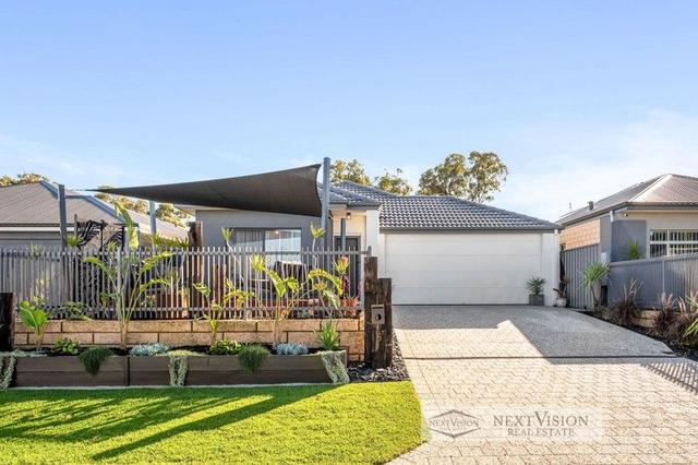 6 Tadorna Crest, WA 6164