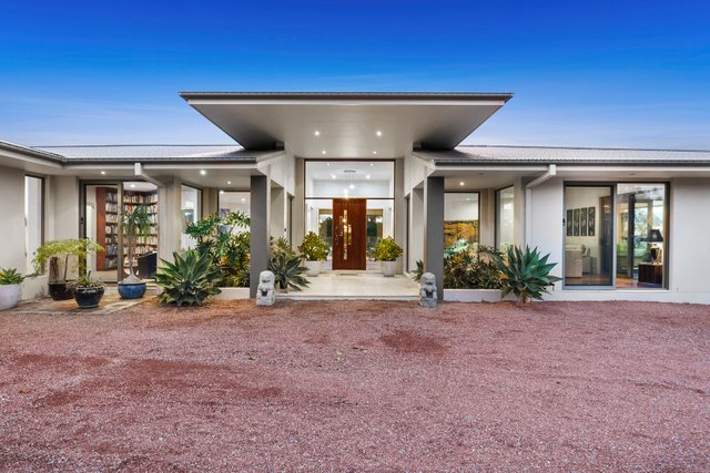 75 Bankers Road, NSW 2621