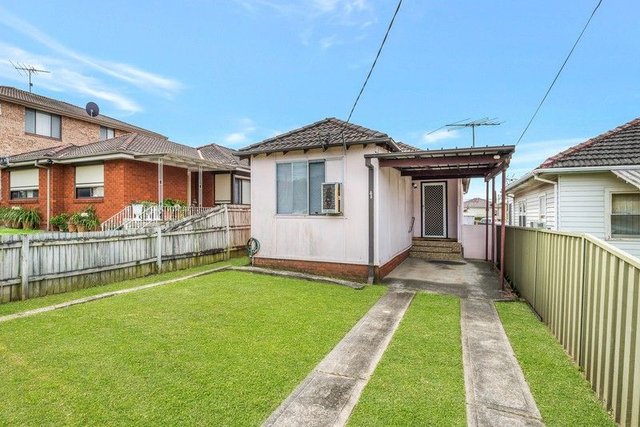 8A Avisford Street, NSW 2165