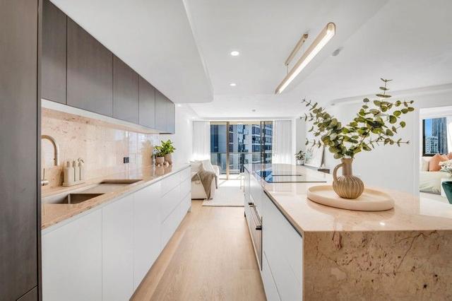 39/37 Monaco Street, QLD 4217