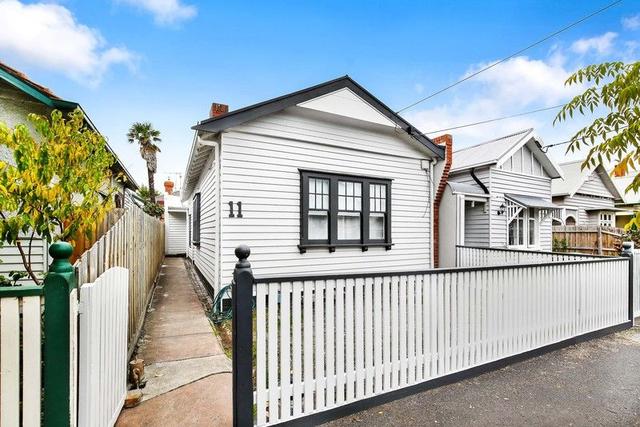 11 Balmoral Avenue, VIC 3057