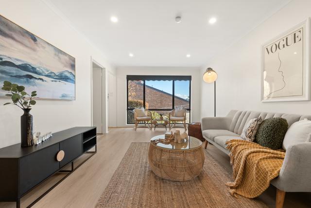 2/30 William Hudson Street, ACT 2904