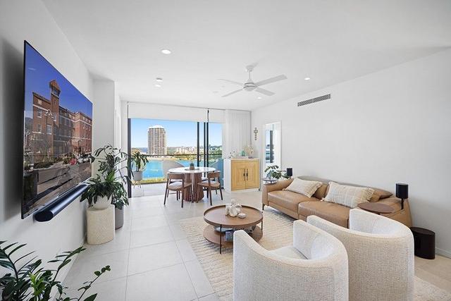 802/144-146 Marine Parade, QLD 4225