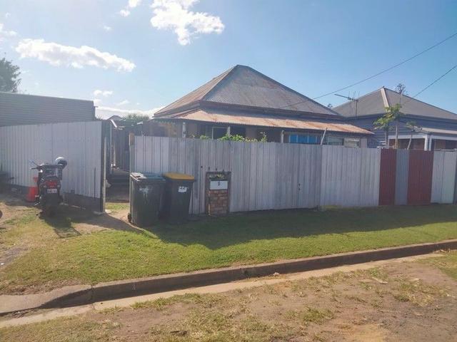 5 Kent Street, QLD 4670