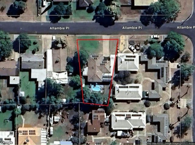 1 Allambie Place, NSW 2400