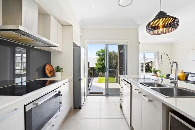 37 Mantle Avenue, NSW 2754