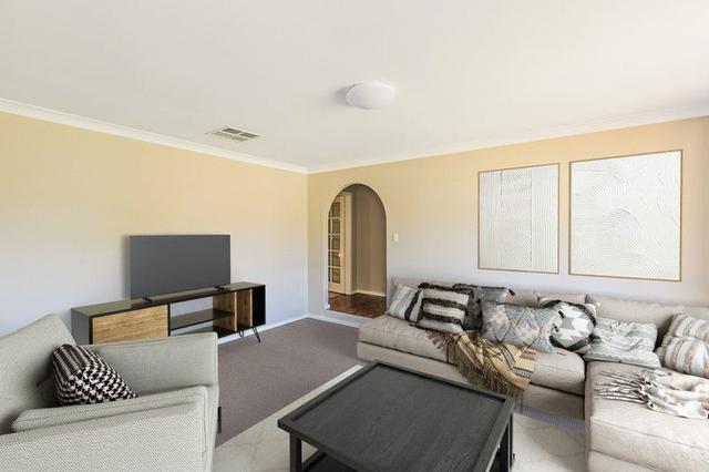 3 Cowling Way, WA 6167