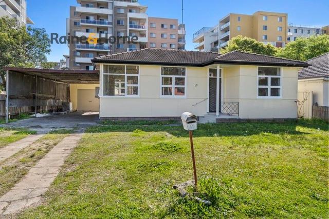 19 Bathurst Street, NSW 2170