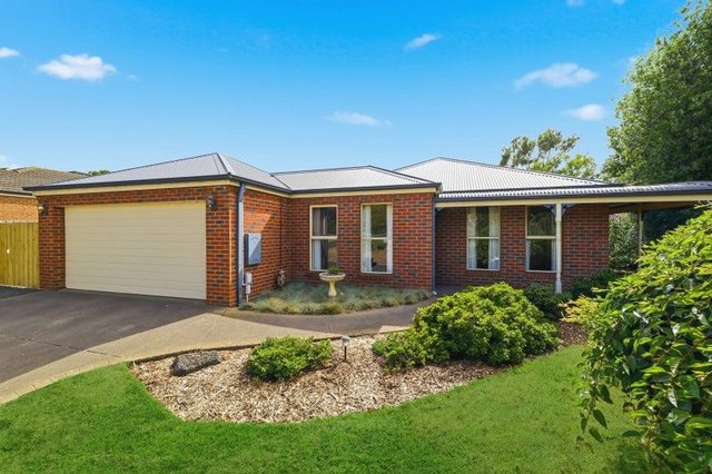 52 Robb Drive, VIC 3434