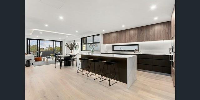 201/16 Carpenter St, VIC 3186