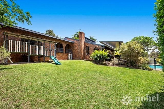 8 Blaxland Court, QLD 4074