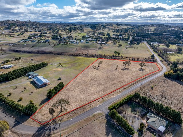 52 Greendale Crescent, NSW 2580