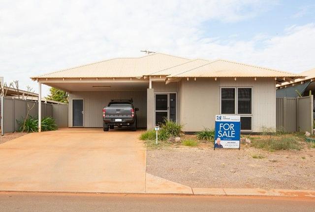 8 Threadfin Loop, WA 6722