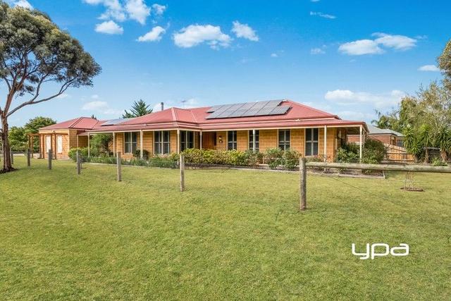 13 Grapeview Grove, VIC 3429