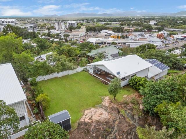 5 Francis Street, QLD 4810