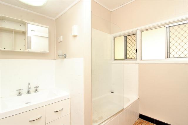 26 Buna St, QLD 4825