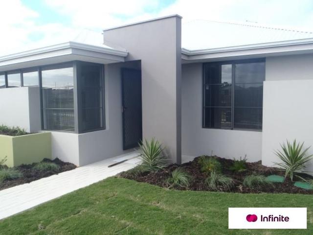 21 Gladstonbury Parade, WA 6171
