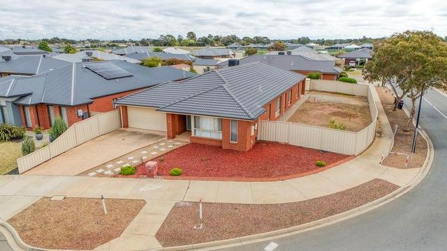 14 Sanctuary Drive, VIC 3631