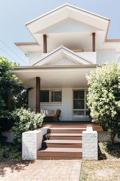 2 Lake Street, NSW 2260