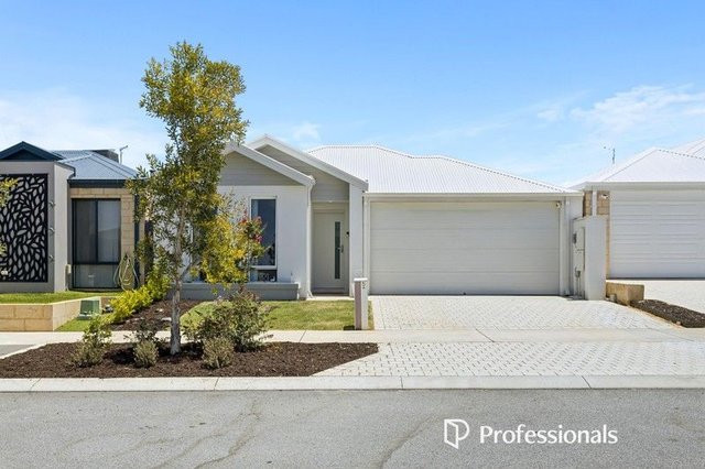 5 Prevelly Way, WA 6034