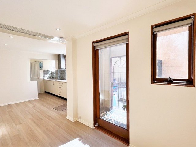 12a Bourke Street, NSW 2011