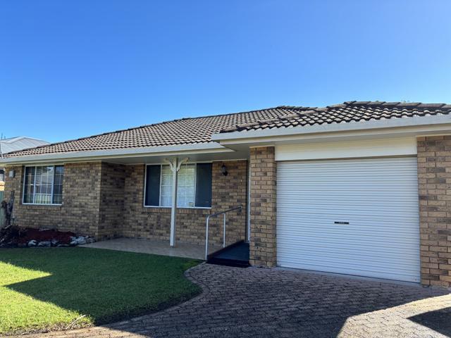 1/4 Carten Close, NSW 2450