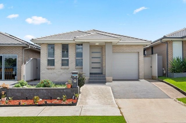 6 Monkton Avenue, NSW 2171